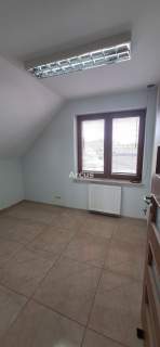 lokal biurowy z parkingiem