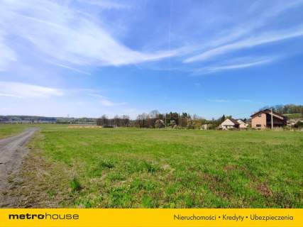 800 m2 z pięknym widokiem na pola i łąki