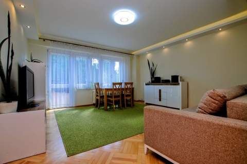 przestronne, przytulne, gotowe do wejścia, balkon