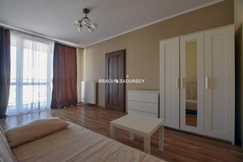 AVIA/ Orlińskiego 2 pokoje, kuchnia balkon wynajem