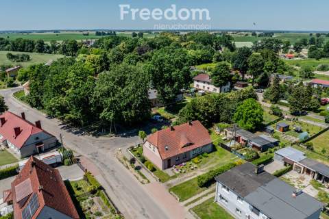 Bezczynszowe mieszkanie z garażem i ogródkiem