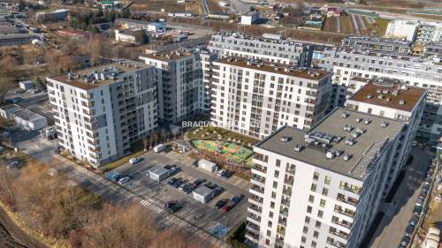 1-POK Piasta Tower Gotowe do wejścia Parking