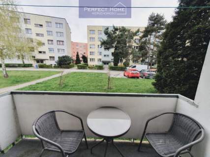 Mieszkanie 30 m2 na parterze po remoncie, 2 balkony