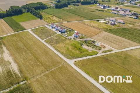 Duża działka narożna, komunikacja, kanalizacja