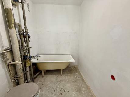 3 pokoje Targówek   balkon, piwnica, nowy prąd
