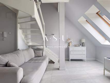 Skrajna 2 poziomy 2 pokoje antresola 22,26m2 