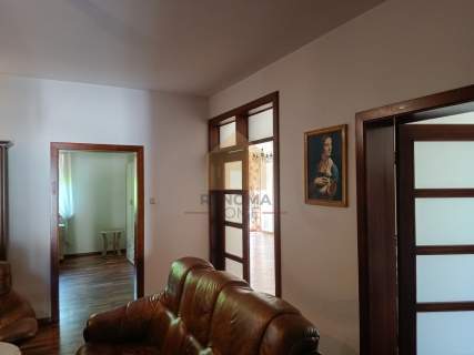Dom w Żarowie z pięknym ogrodem w pobliżu jeziora