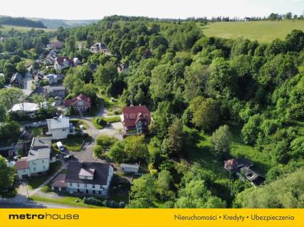 Dom z duszą - duży teren przy DK8