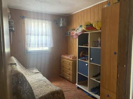 Na sprzedaż działka budowlana 647 m2 27m x 24m domek 42m2