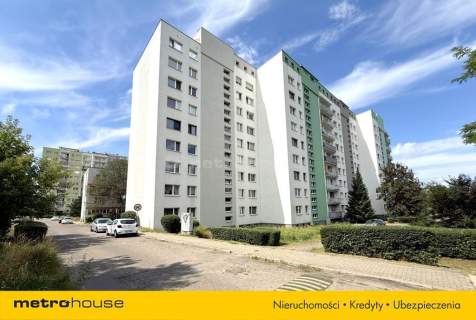 3 pokoje / CO miejskie / balkon / 1 piętro
