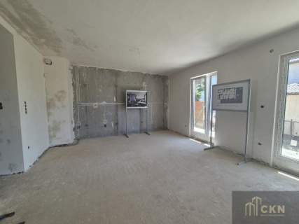 BRONOWICE - 131 m2 - TARAS 28 m2 - OGRÓD 180 m2