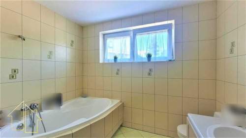 Wyjątkowy dom z sauną i garażem, działka 4000 m2
