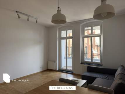 Odnowiona kawalerka cieplik loggia piwnica