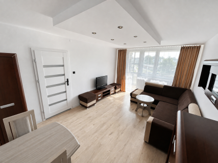 2 duże pokoje duży balkon winda gotowe do zamieszkania