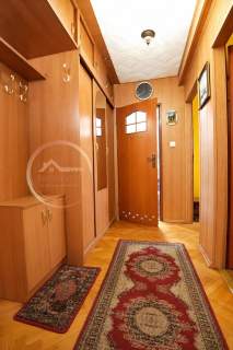 Bartodzieje 1 piętro, balkon ,2pokoje,patking