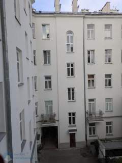 Świetna kawalerka w SUPER lokalizacji