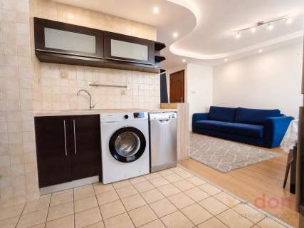 2-pokojowe mieszkanie na parterze Garderoba Balkon