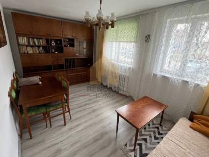 Mieszkanie na parterze w bloku