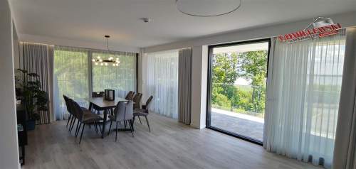100 metrowy apartament między morzem, a jeziorem.