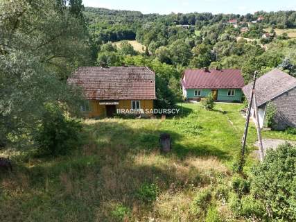 Budowlana działka w Golkowicach, Prąd, gaz, woda