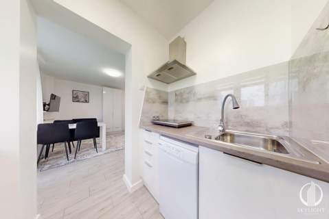 Studio Sienna Metro