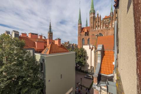Widok na Mariacką Parking Wyjątkowa lokalizacja