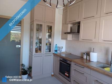 DUŻY APARTAMENT Z MOŻLIWOŚCIĄ ROZDZIELENIA HALA GARAŻOWA 30m2...