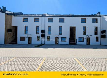 Nowe dwupoziomowe mieszkanie z balkonem.