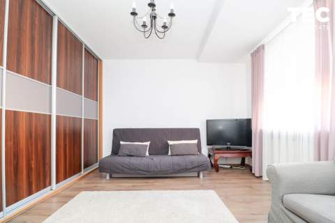 2-pok. z osobną kuchnią/parking/Serenada