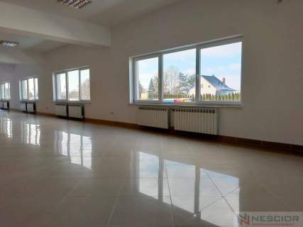 Lokal 400 m2