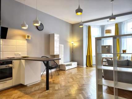 Duża kawalerka w centrum, 40 m2- Kilińskiego 113