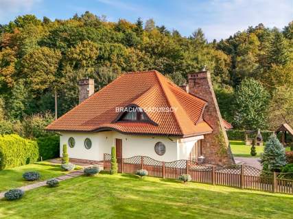 DOM MYŚLENICE WYSOKI STANDRAD DUŻA DZIAŁKA 1950M2