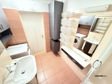 2 pokoje 53 m , balkon, Barwinek Kielce