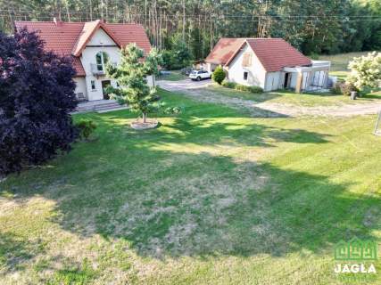 Posiadłość 200m2 z Własnym Stawem i Linią Lasu 1ha
