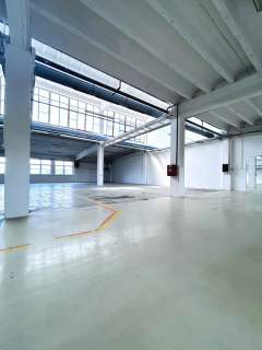 Powierzchnia magazynowo-produkcyjno-biurowa 3 600m