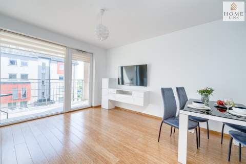 3 pokoje duży balkon ul. Pimpickiego 8