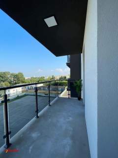Nowoczesne 3 pok. 5. piętro Balkon Siłownia w budynku.