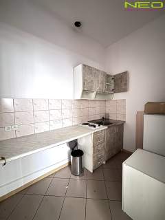 Lokal biurowy 3 pomieszczenia łazienka i kuchnia
