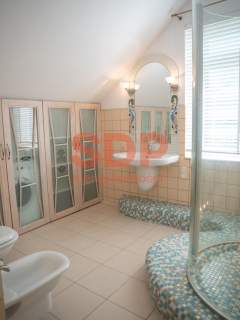 Apartament w willi na Krzykach 5 pokoi 140 m2 taras