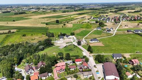 Krzeczów 11ar ul. Szkolna Kaczeniec