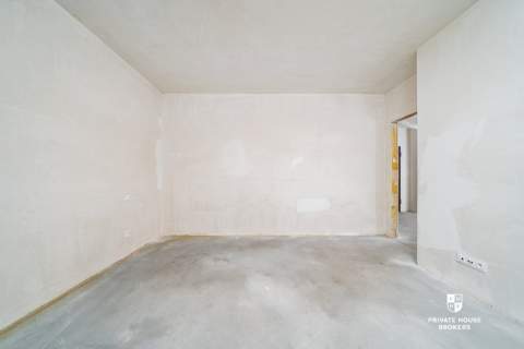 Apartament z balkonem w sąsiedztwie Błoń