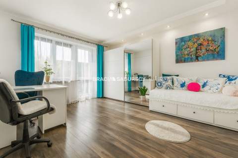 Wolnostojący dom Opatkowice-180 m działka 11arów