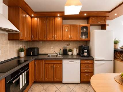 Przestronne 2 pokoje 56 m Garaż Balkon