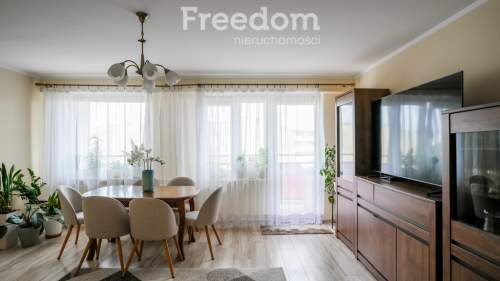 3 pokoje Balkon Świetna lokalizacja