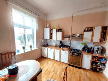 Klimatyczne przestronne mieszkanie za 3 859,47 zł/m2