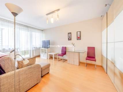 Kawalerka balkon jasna kuchnia os. Akademickie