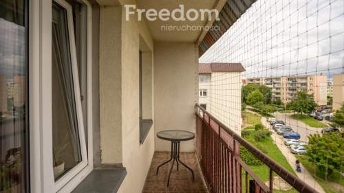 3 pokoje Balkon Świetna lokalizacja