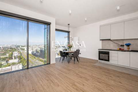 Apartament na 28. piętrze w Towarowa Towers