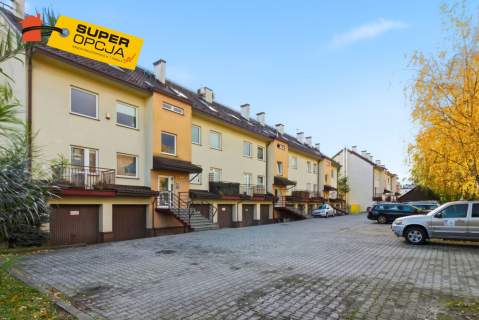 2 osobne pokoje antresola i balkon