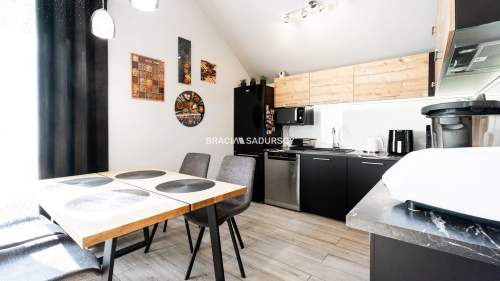 83m2 238m2 ogródek dwa m. postojowe